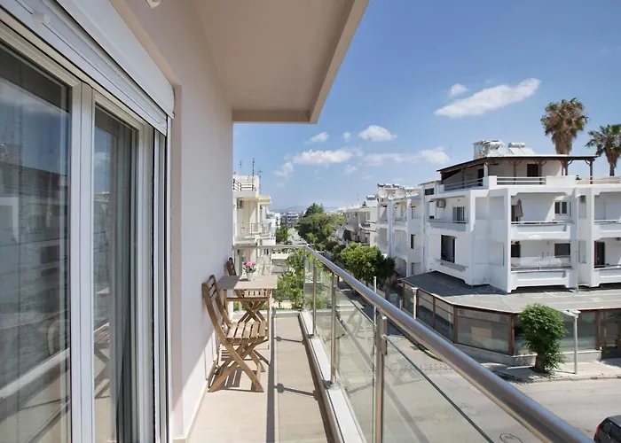 Mary\'S Maisonette